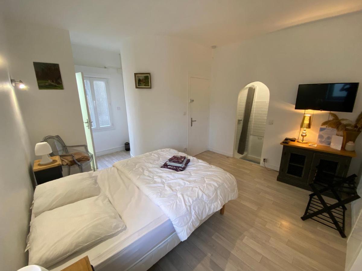 Chambre & Salle De Bain Privee - Lv 33 Argenton Sur Creuse Екстер'єр фото