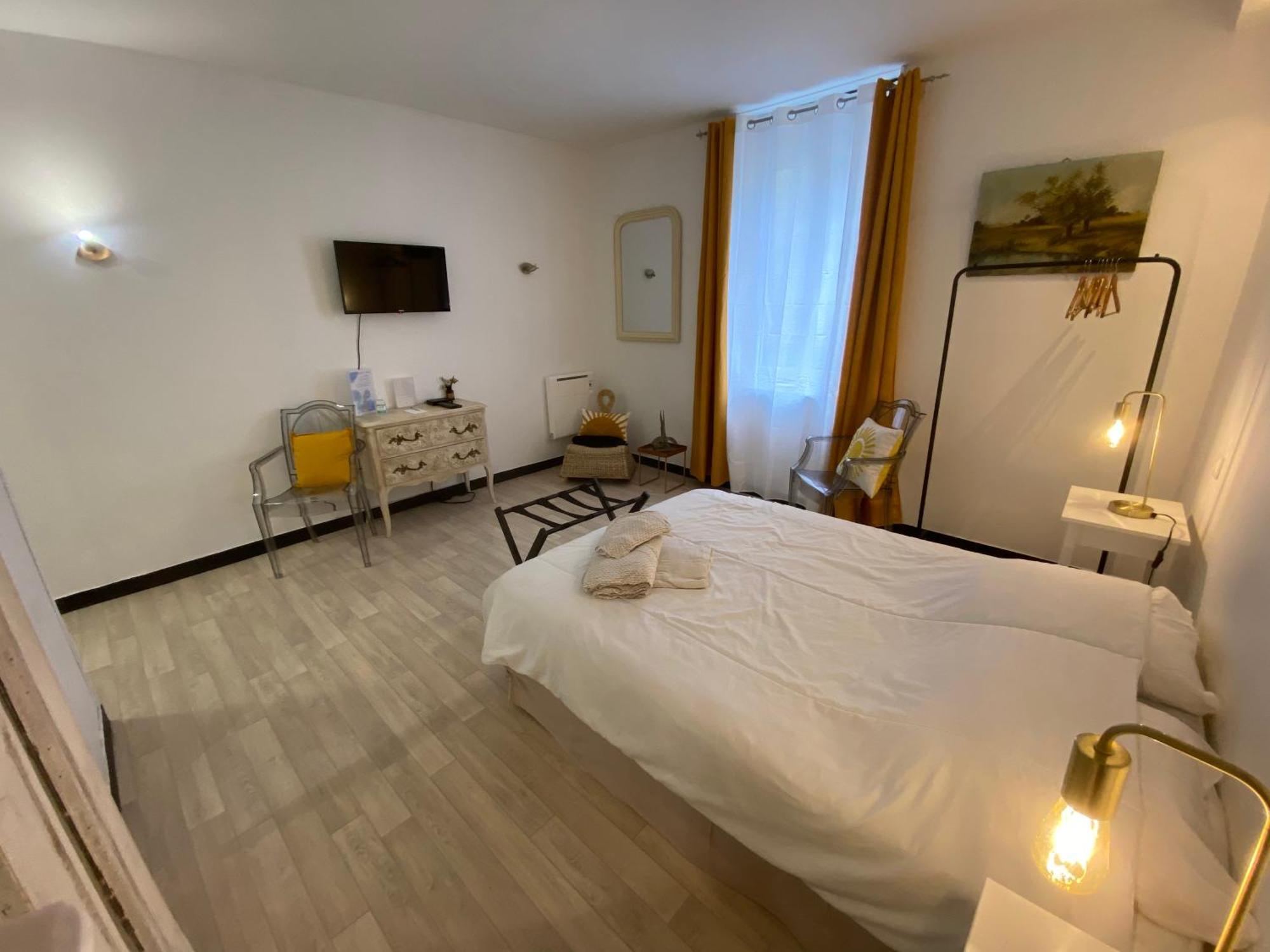 Chambre & Salle De Bain Privee - Lv 33 Argenton Sur Creuse Екстер'єр фото